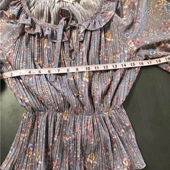 Vintage 70s Gray Floral Keyhole Ruffled Pleated Peplum Chiffon‎ USA Union Made - Picture 10 of 16